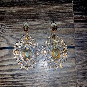 Yellow stones earrings